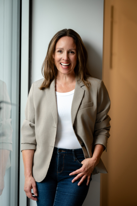 Julie Charest est sur la photo